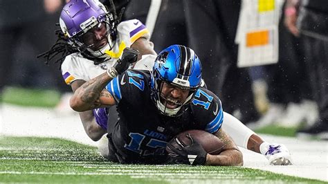 lions vs vikings all time.